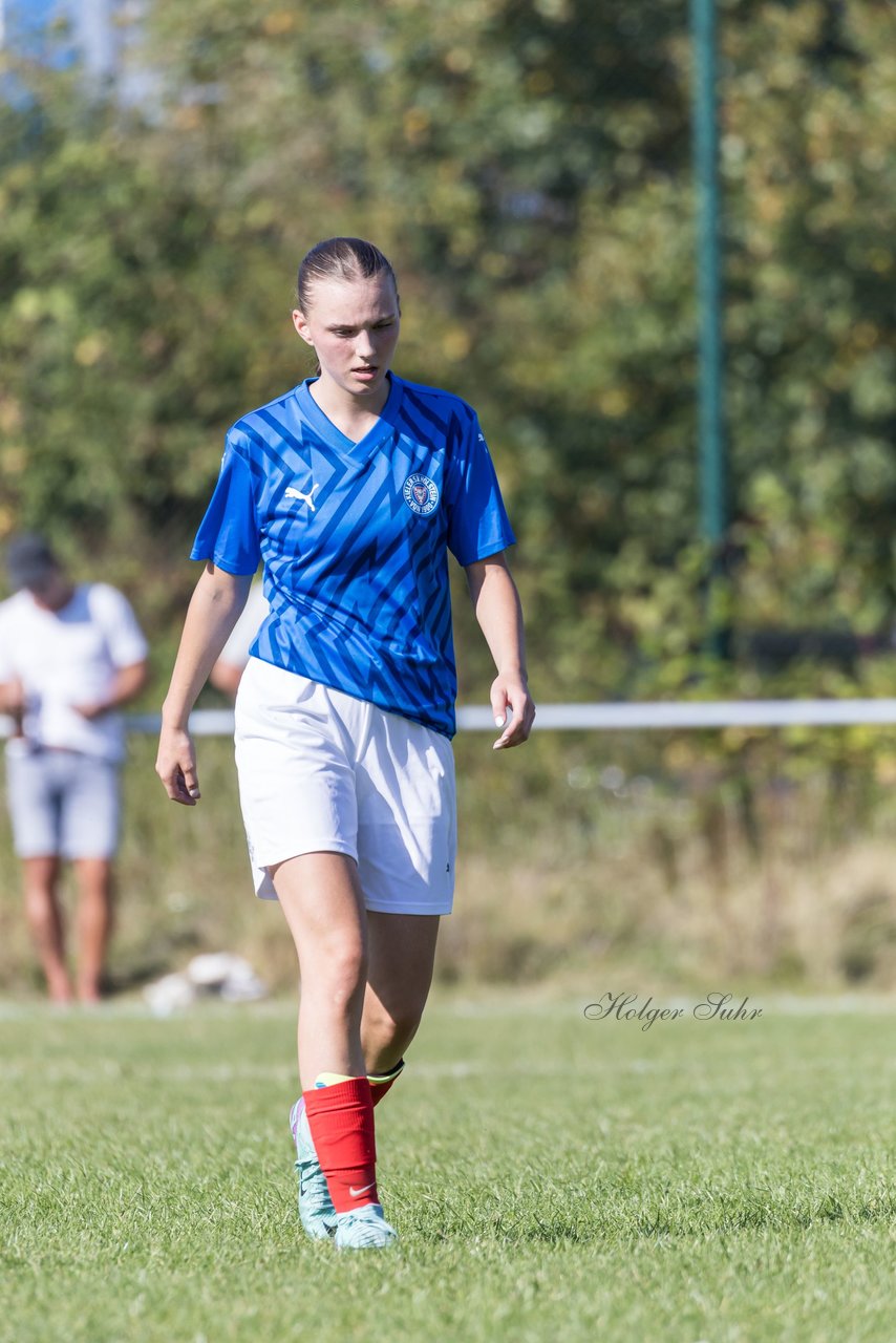 Bild 209 - F Holstein Kiel 2 - SSG Rot-Schwarz Kiel 2 : Ergebnis: 5:0